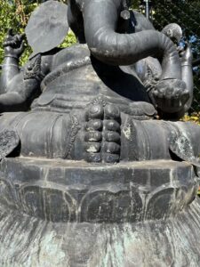 Huge Brass Ganesh - Image 6