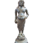 Kubera Standing