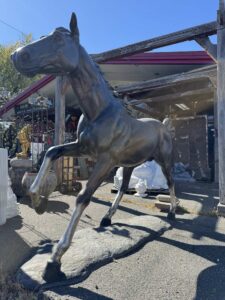 Bronze Mustang Horse - Image 3