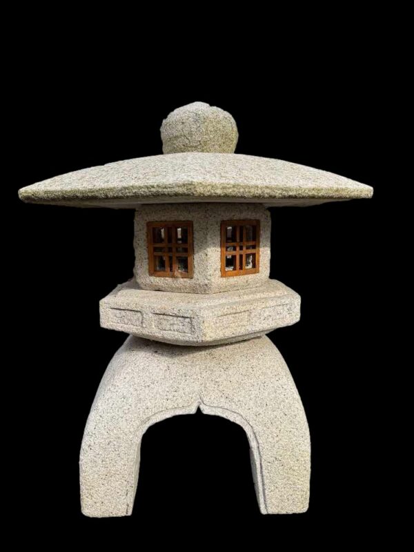 32" Japanese Yukimi Gata Lantern - Image 1
