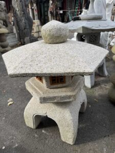 32" Japanese Yukimi Gata Lantern - Image 5