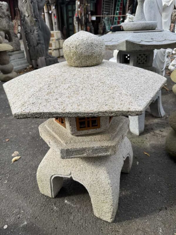 32" Japanese Yukimi Gata Lantern - Image 5