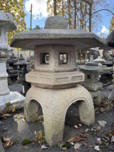 36" Japanese Yukimi Gata Lantern - Image 2