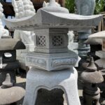 3 Feet Yukimi Gata Snow View Lantern