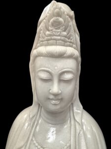 Hand Carved White Marble Guan Yin Avalokiteshvara Stand - Image 2