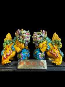 Vintage Porcelain Foo Dog Miniature Figurines - Image 2