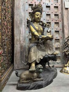 51" Antique Bronze Bodhisattva Vadisimha Manjushri (Wenshu) - Image 4