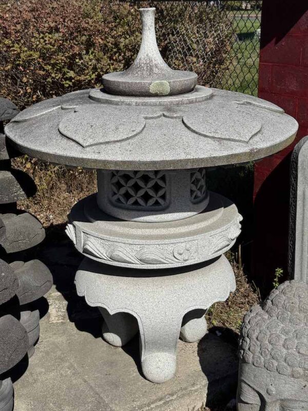 60"  Large Japanese Yukimi Gata Stone Lantern - Image 3