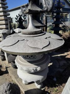 60" Large Japanese Yukimi Gata Stone Lantern - Image 4
