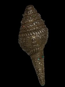 Antique Tibetan Vajrayana Buddhism Silver Shankha