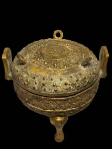 Antique Chinese Bronze Thunder & Cloud Tripod Ding (Cauldron) - Image 2