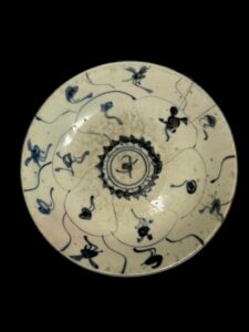 The Tek Sing Shipwreck Treasure- Plate Lotus Pattern