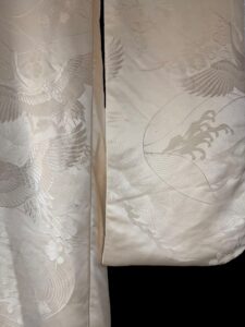 Vintage Japanese Uchikake Wedding Kimono-Thousand White Cranes - Image 7