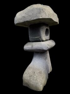 25" Lava Stone Nozura-Doro Lantern - Butsu - Image 3