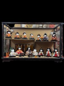Vintage Kimekomi Japanese Dolls Set In Glass Box